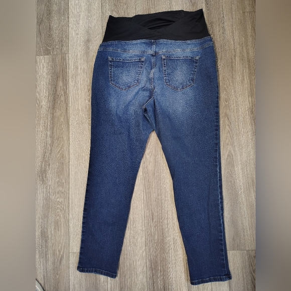 Isabel Maternity by Ingrid & Isabel Dark Blue Skinny Jeans - Picture 3 of 5